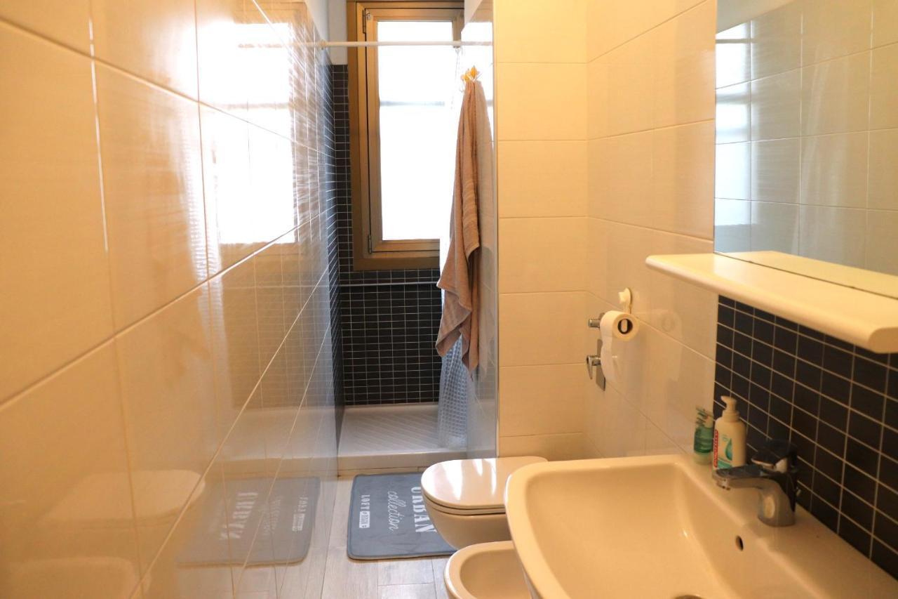 Ferienwohnung * La Casa Di Arti * 25 Min Dal Duomo Mailand Exterior foto